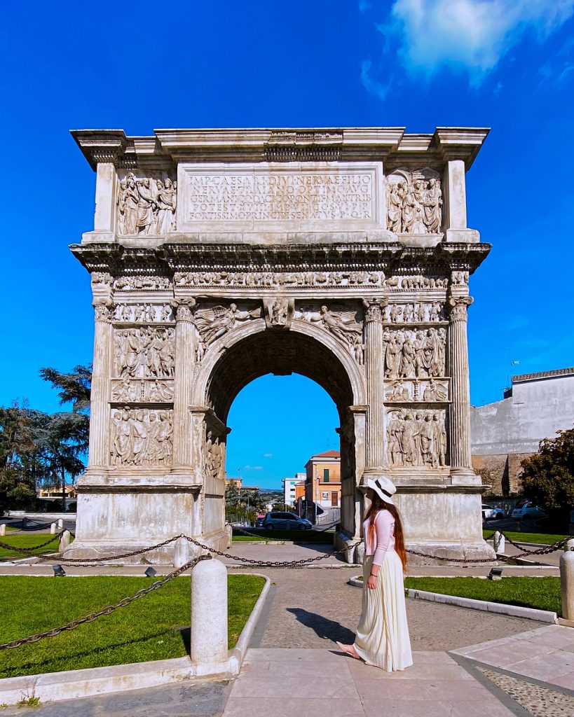 Arco di Traiano di Benevento. Tendenze del Turismo per il 2022